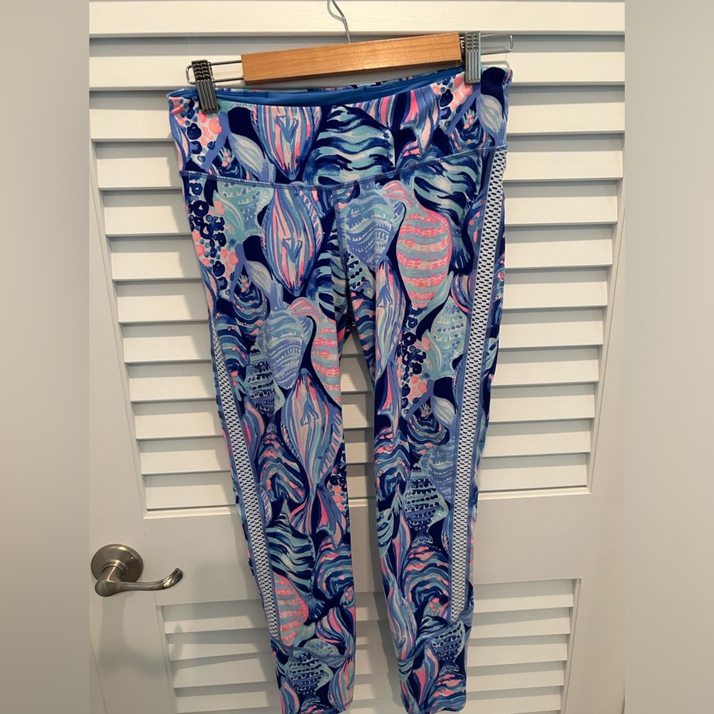 Lilly Pulitzer Scale Up luxletic leggings medium